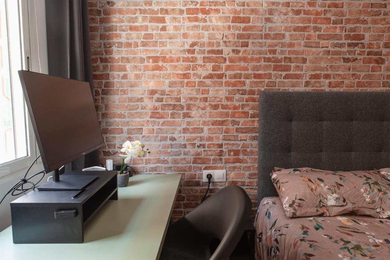 Luxury Artistic Digital Nomad 2 Bedroom W/Terrace Валенсия Екстериор снимка